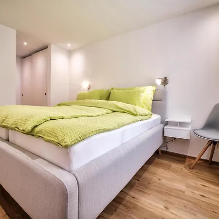 Merlotscha Modernes 2. * Arosa